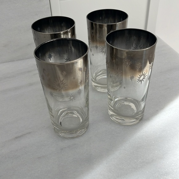 Vintage Mid Century Modern Dorothy Thorpe 
Silver Starburst Highball Glasses 4 - Picture 2 of 7